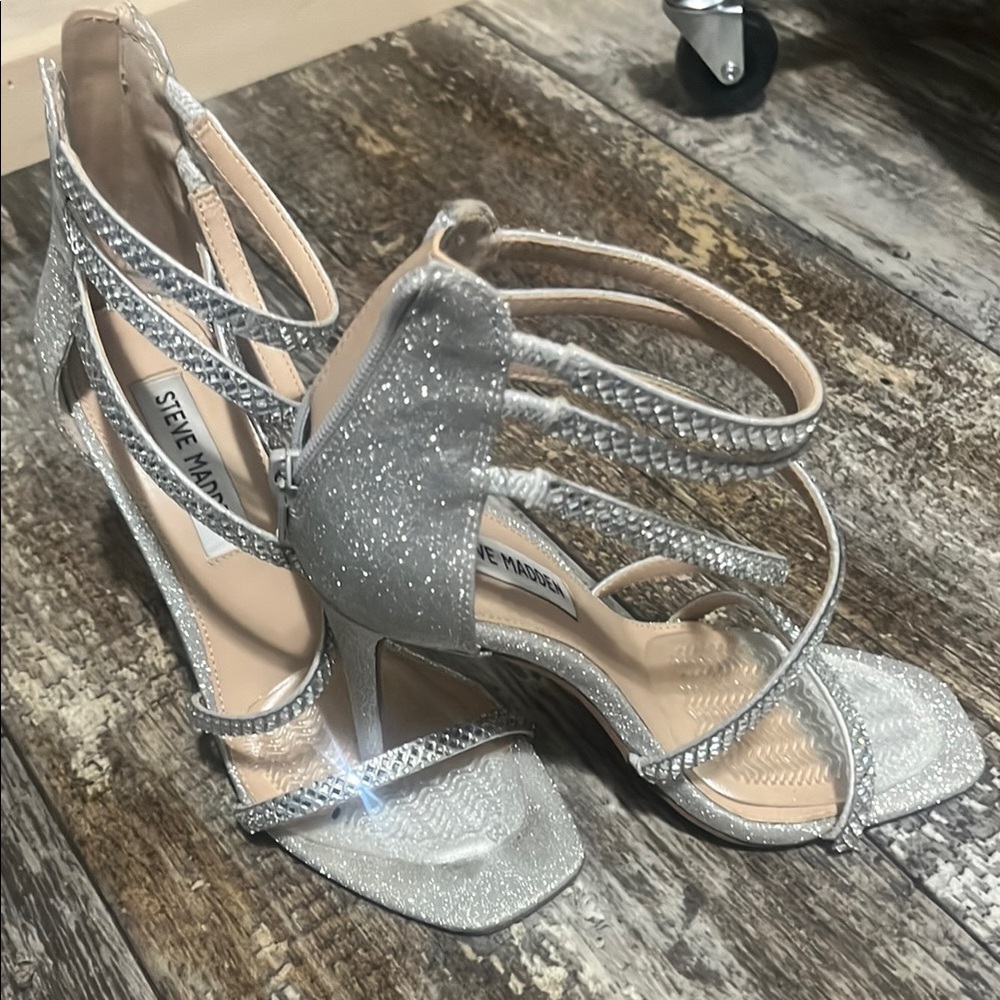Steve Madden Silver Glitter Women's Heels
